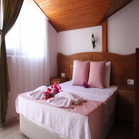 Limon Otel Pansiyon 2 * Akyaka (Mugla)