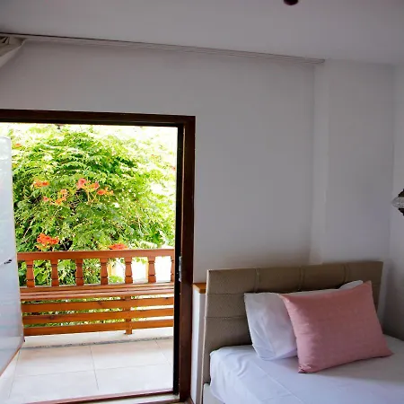 Limon Otel Pansiyon 2 *